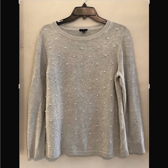 Talbots Pearl Gray Sweater | Medium - Picture 11 of 13